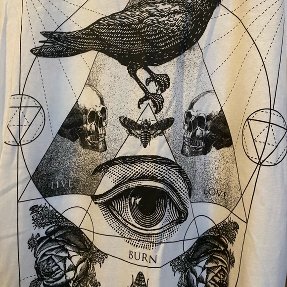 Earthbound t-shirt - Picture 2 of 2